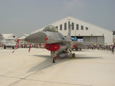 F-16 戰隼式戰鬥機  Fighting Falcon