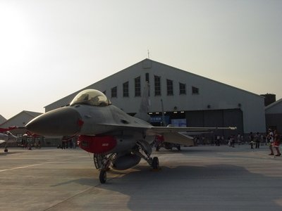 F-16 戰隼式戰鬥機 Fighting Falcon