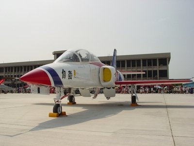 AT-3 自強號教練攻擊機  AIDC