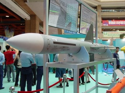 AIM-7M 麻雀中程空對空飛彈