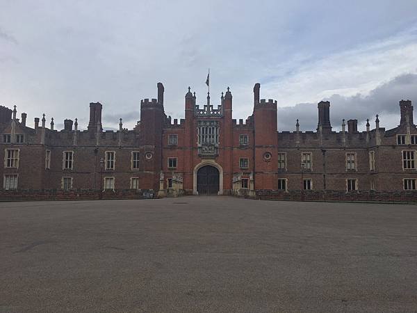 Hampton Court Palace