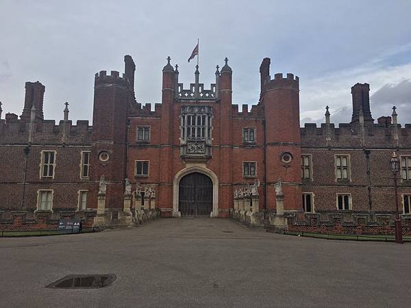 Hampton Court Palace