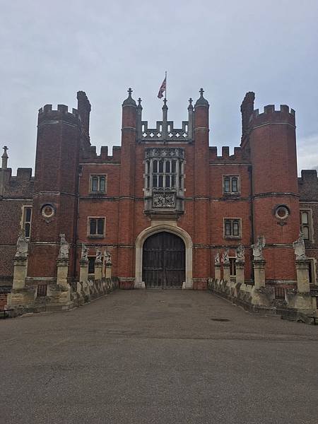 Hampton Court Palace