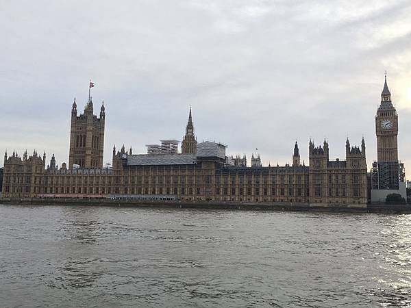 Houses of Parliament+Big Ben