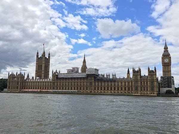 Houses of Parliament+Big Ben