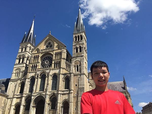 【法國%2F漢斯 Reims】Basilique Saint-Remi 聖雷米大教堂