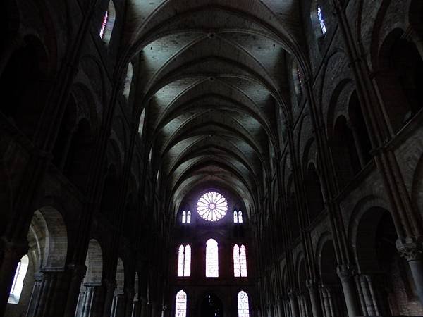 【法國%2F漢斯 Reims】Basilique Saint-Remi 聖雷米大教堂