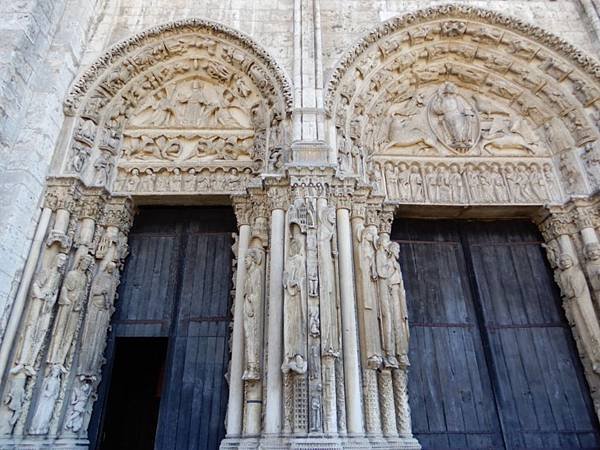 【法國%2F夏特 Chartres】Cathédrale Notre-Dame de Chartres 夏特大教堂