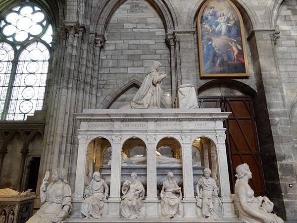 【法國】Basilique cathédrale de Saint-Denis 聖德尼大教堂