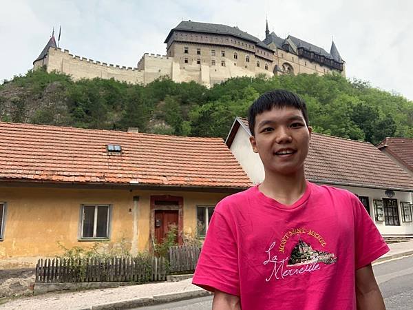 【捷克】Karlštejn Castle 卡爾斯坦城堡