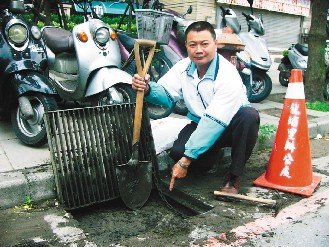 遇雨就淹…赫見假水溝