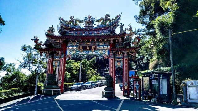 碧山巖牌坊