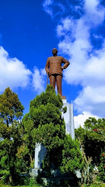 忠勇山頂
