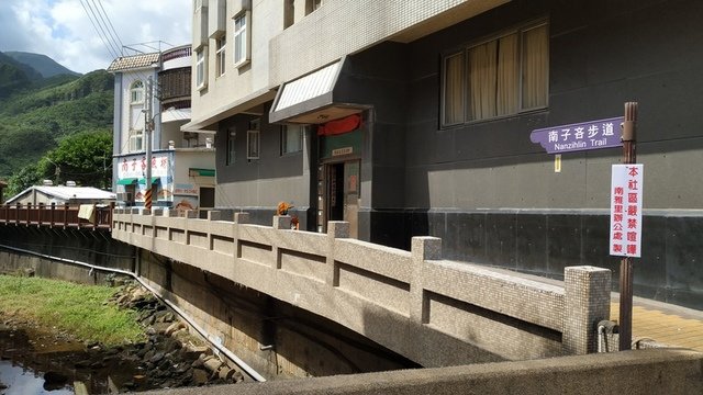 南雅聚落巷內
