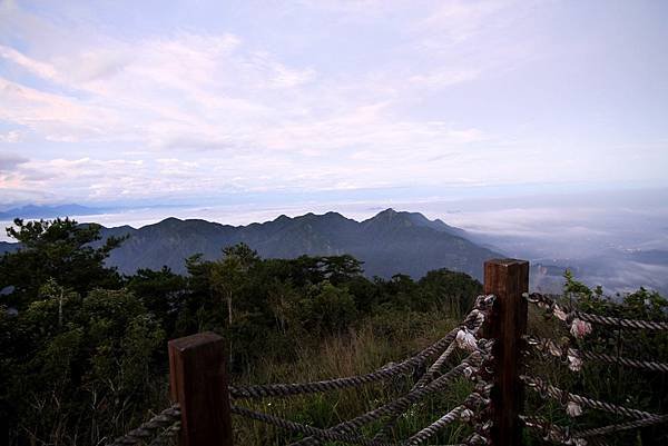 東卯山夜拍