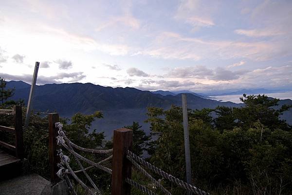 東卯山夜拍