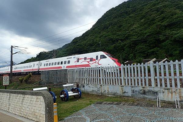 象鼻岩桃源谷一日趴趴走