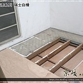 鋼琴面拍立扣-瑞士白橡-12071302小房-桃園市秀山路 超耐磨木地板強化木地板.JPG
