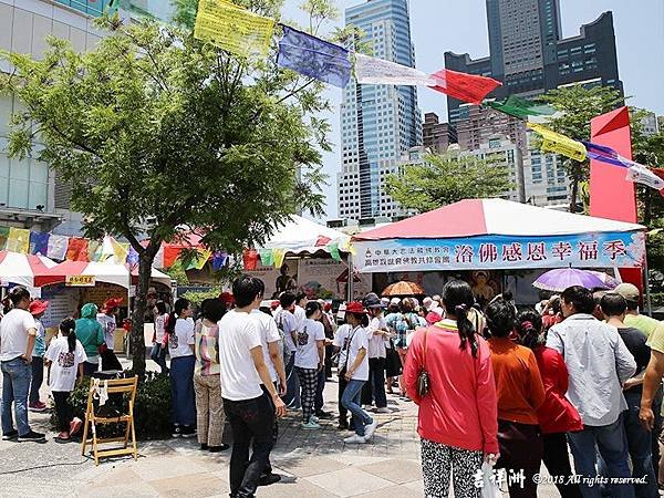 520浴佛浴心祈福慧感恩遊園會高雄大遠百浴佛感恩季活動20180521_1.jpg