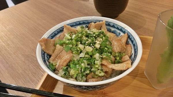 開丼 微風松高店