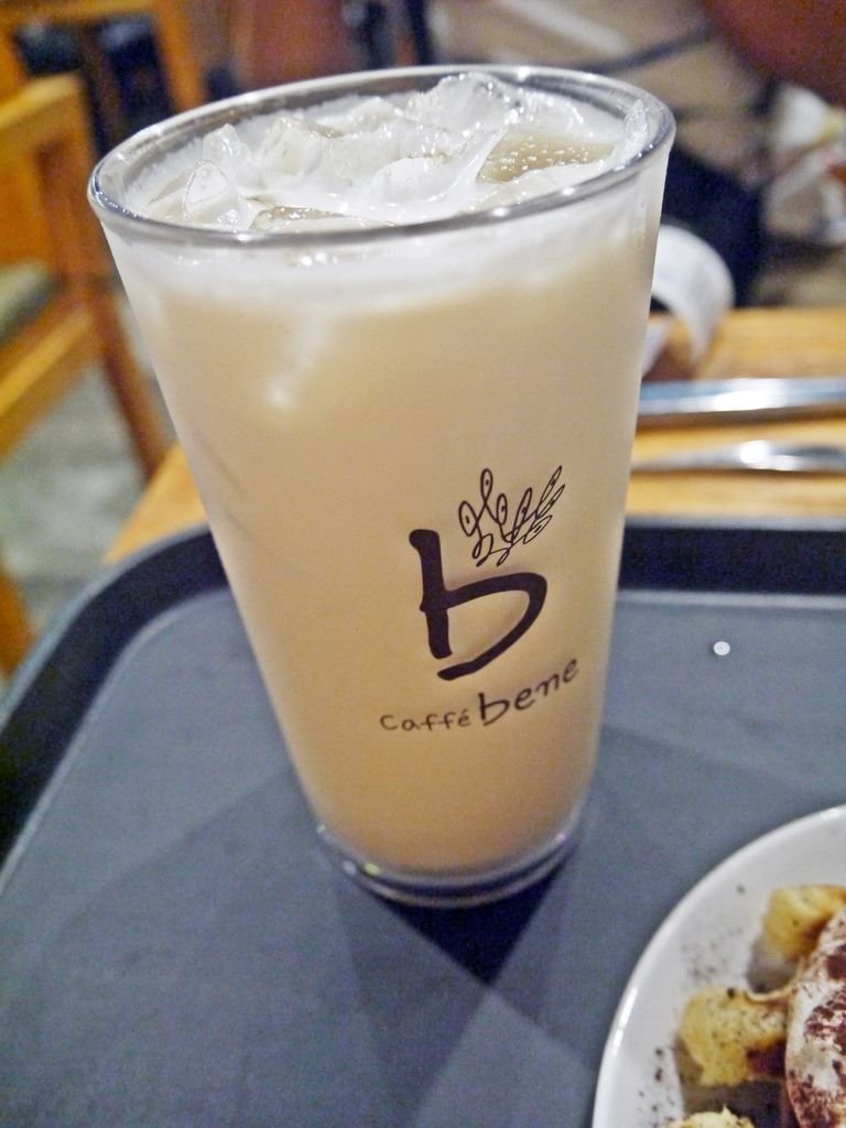 Caffe bene 台中大遠百店