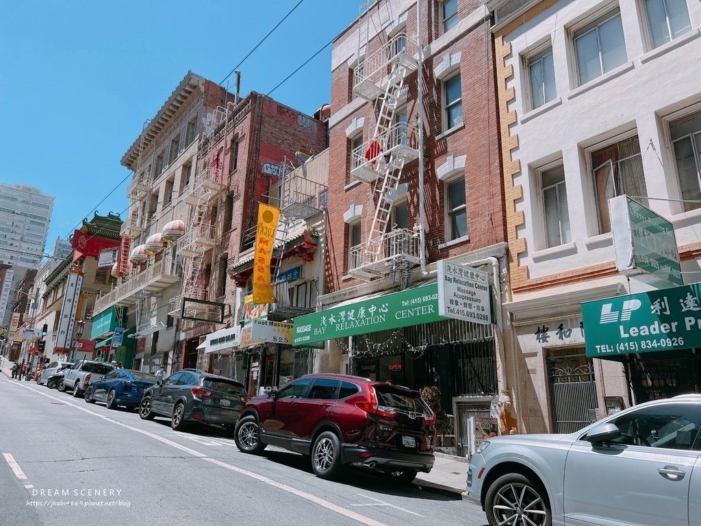 龍門 Chinatown Dragon Gate