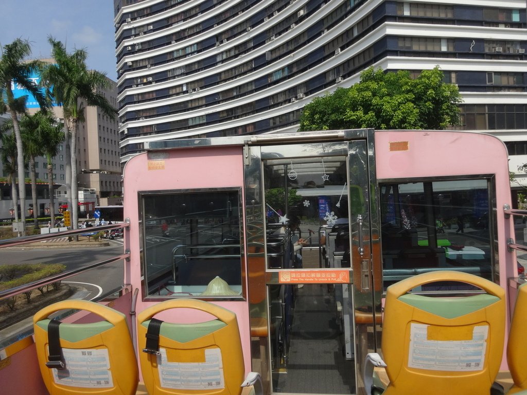 台南雙層觀光巴士