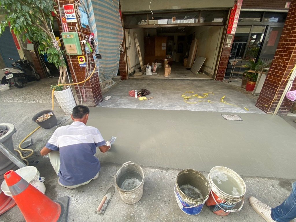 台南老屋局部翻新推薦│德恩室內設計│專業雙證照設計師│神明廳