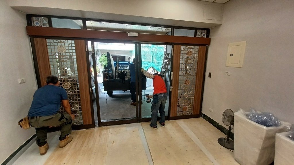台南老屋局部翻新推薦│德恩室內設計│專業雙證照設計師│神明廳