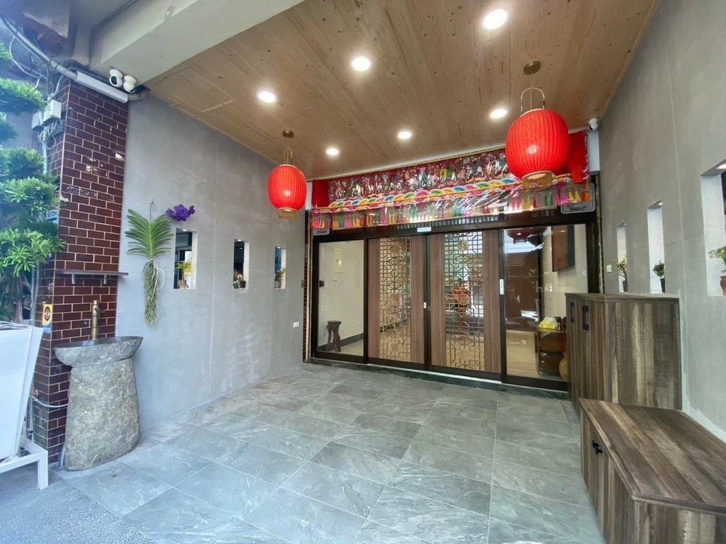 台南老屋局部翻新推薦│德恩室內設計│專業雙證照設計師│神明廳