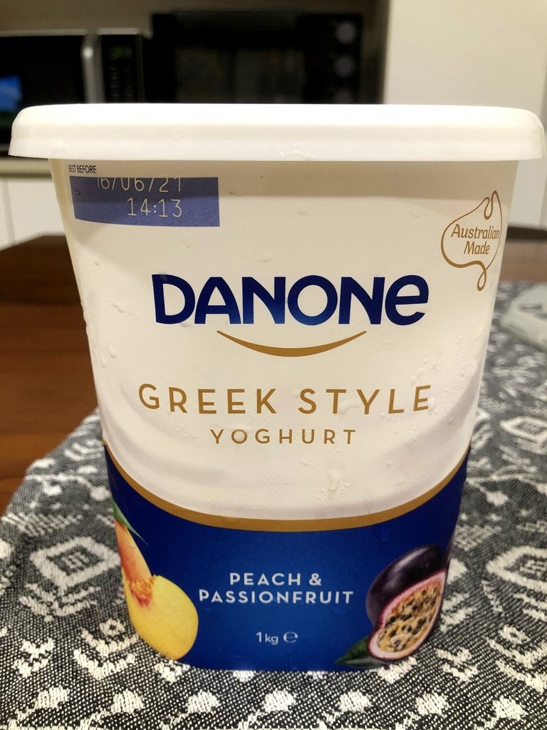 Costco Danone 水蜜桃百香果希臘式優格.JPG