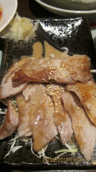 烤松阪豬佐胡麻醬.JPG