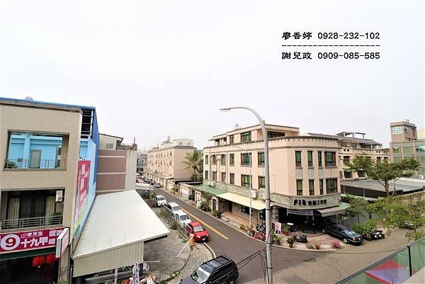 台中大里 立新學區 臨路電梯透店 (37)廖香婷0928232102歡迎鑑賞.JPG