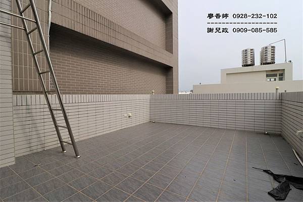 台中大里 立新學區 臨路電梯透店 (46)廖香婷0928232102歡迎鑑賞.JPG