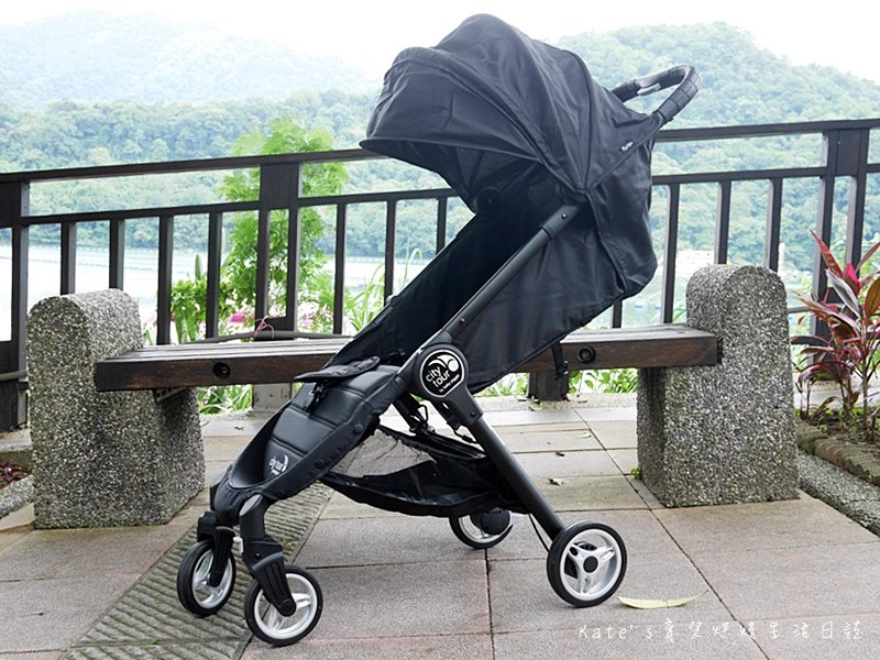 美國baby jogger city tour C形旋風輕量旅行車 單手秒開推車 嬰兒推車推薦 選擇嬰兒推車 好收納嬰兒推車49.jpg