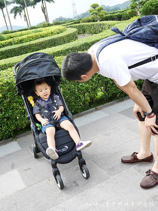 美國baby jogger city tour C形旋風輕量旅行車 單手秒開推車 嬰兒推車推薦 選擇嬰兒推車 好收納嬰兒推車54.jpg