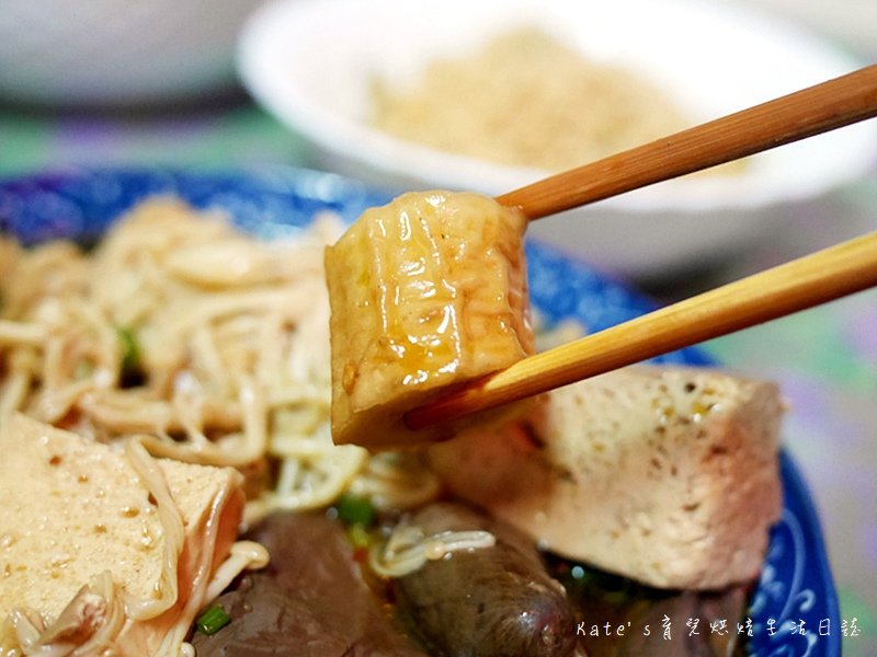 板橋裕民街美食 板橋裕民街小吃 裕民街麻辣燙 一毛不拔麻辣燙 一毛不拔鹽水雞煙燻雞麻辣燙 一毛不拔麻辣燙好吃嗎 麻辣燙推薦20.jpg