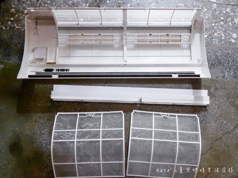 特力屋好幫手 冷氣機清潔 特力屋冷氣清洗 專業冷氣清潔 冷氣清洗推薦 洗冷氣推薦 洗冷氣價格 洗冷氣過程 洗冷氣很貴嗎 特力屋洗冷氣價格11.jpg