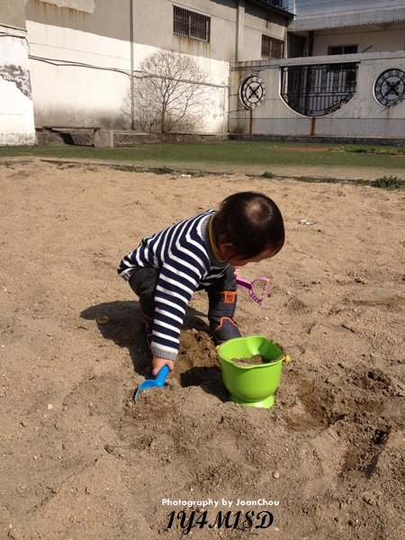 1Y4M18D-8.JPG
