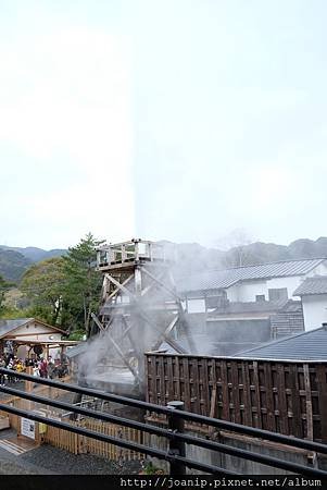 温泉大噴泉