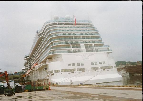 23460015.jpg