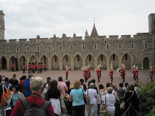 guard1.jpg