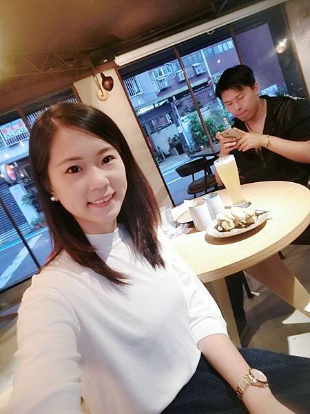 goMeirongTemp_mr1508675559109.jpg