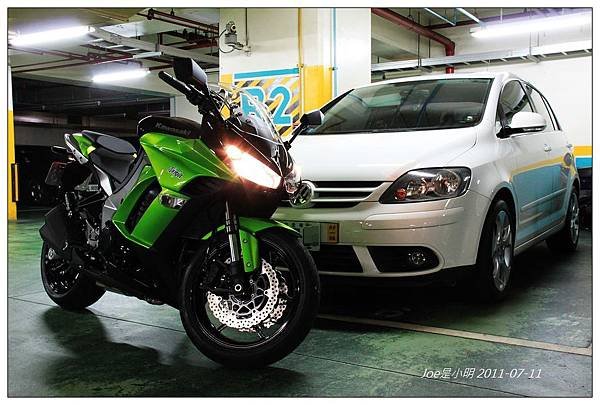 Joe爸有小3了耶~Ninja 1000(Z1000SX)
