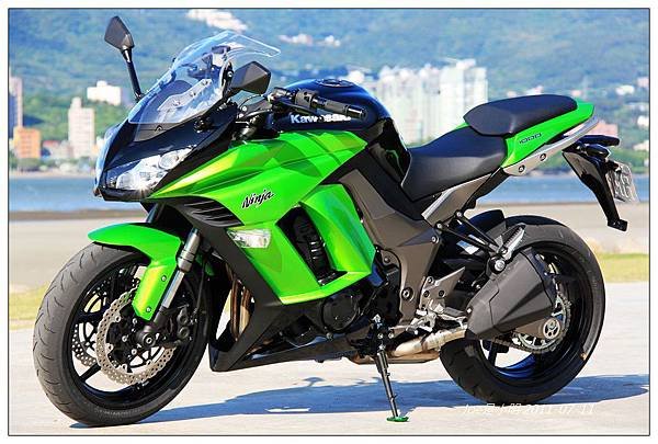 Joe爸有小3了耶~Ninja 1000(Z1000SX)