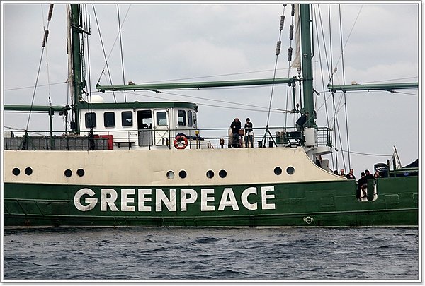 GreenPeaceD2337.JPG