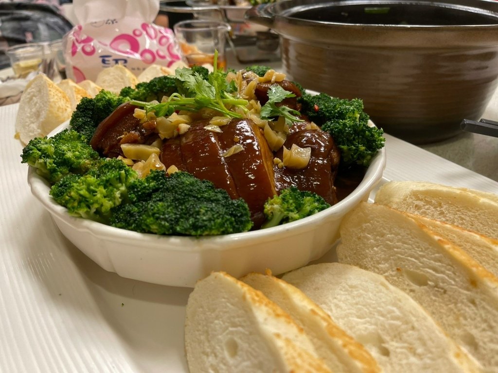 LINE_ALBUM_2022 0507 Cheny生日請吃飯_220508_21.jpg