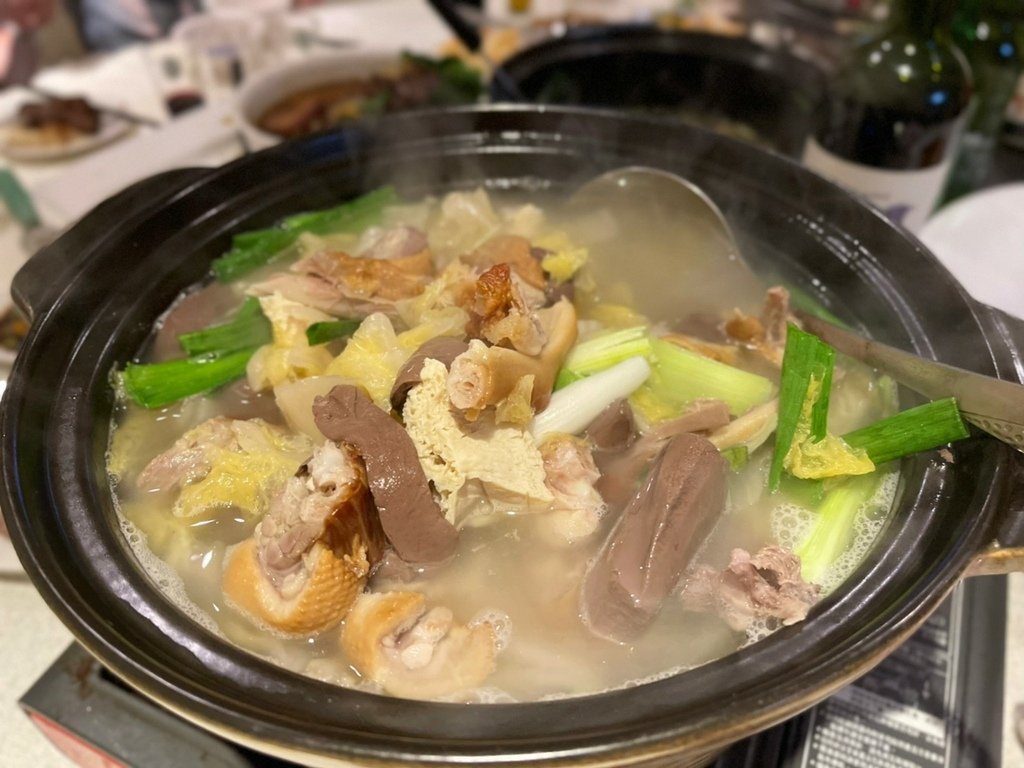 LINE_ALBUM_2022 0507 Cheny生日請吃飯_220508_30.jpg