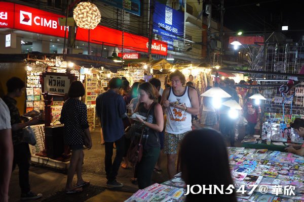 泰國華欣夜市Hua Hin night market-chatsila market 路口