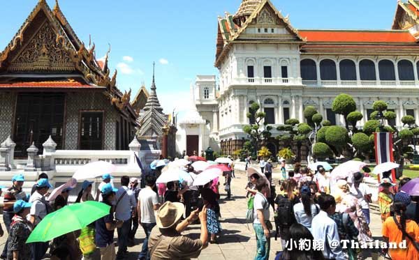 泰國曼谷旅遊防曬滿街傘.jpg